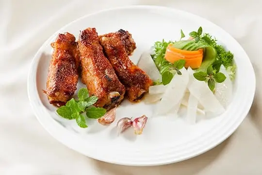 Sườn nướng quả l&ecirc;
