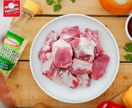 B&iacute; quyết l&agrave;m m&oacute;n Sườn x&agrave;o chua ngọt