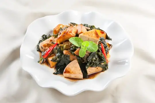BÍ ĐỎ KHO RONG BI&Ecirc;̉N