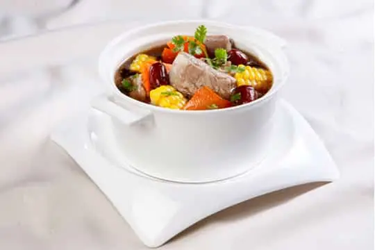 canh sườn non t&aacute;o đỏ