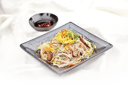 B&uacute;n gạo x&agrave;o thập cẩm
