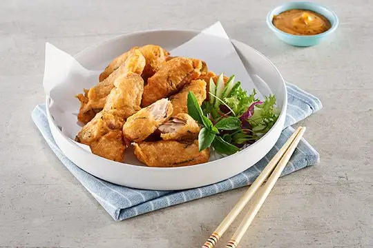 c&aacute; cam chi&ecirc;n gi&ograve;n l&aacute; quế