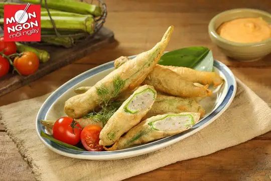 Đậu bắp nhồi chả c&aacute; chi&ecirc;n