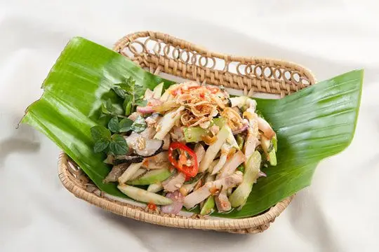 Gỏi ổi ốc gi&aacute;c
