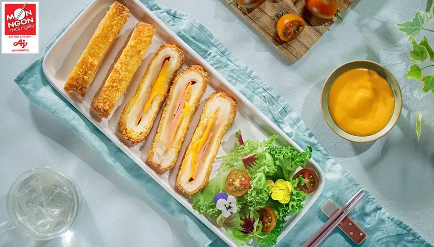 ức g&agrave; nhồi ph&ocirc; mai