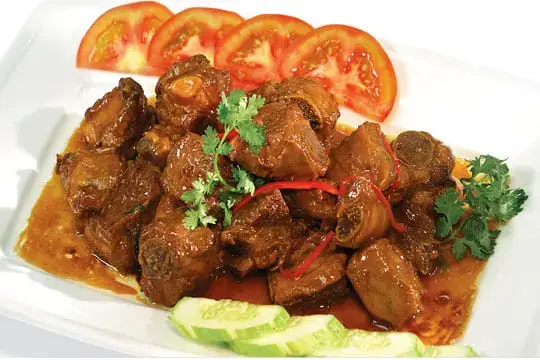 M&oacute;n ngon miền Nam nổi tiếng với hương vị đậm đ&agrave; xen lẫn hậu ngọt, rất &ldquo;đưa cơm&rdquo;
