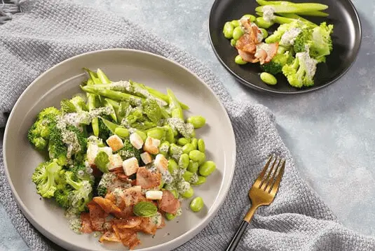 Những món salad thanh mát mùa hè chị em không thể bỏ lỡ