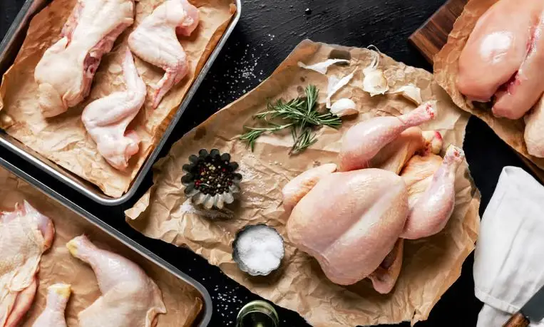 Cách đơn giản để chọn mua được thịt gà tươi ngon