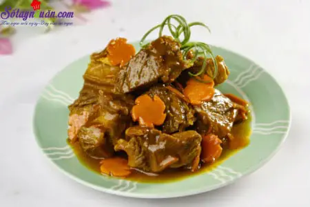 bo-kho-nuoc-dua