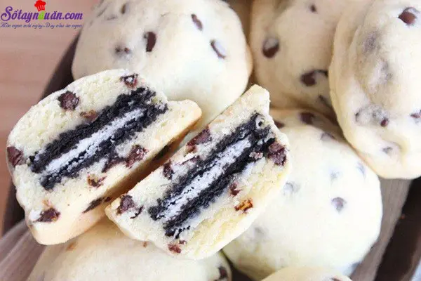 C&aacute;ch l&agrave;m b&aacute;nh xốp nh&acirc;n oreo độc đ&aacute;o 7