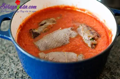 Thịt b&ograve; cuộn braciole ăn với pasta kiểu &Yacute; 7