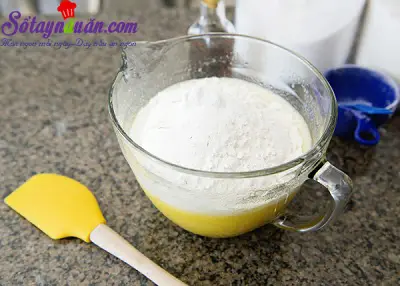C&ocirc;ng thức cho b&aacute;nh b&ocirc;ng lan cherry nướng th&ecirc;m ngon 3