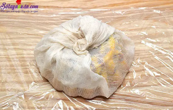 C&aacute;ch l&agrave;m m&oacute;n b&aacute;nh rượu rum tr&aacute;i c&acirc;y 14