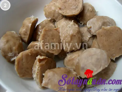 B&ograve; vi&ecirc;n x&agrave;o cải th&igrave;a nấm hương 2