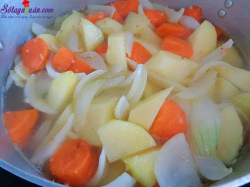 c&aacute;ch nấu c&agrave; ri b&ograve; 5