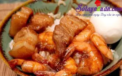 T&ocirc;m rang thịt ba chỉ