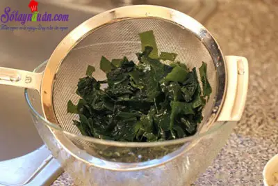 c&aacute;ch l&agrave;m cơm trộn hải sản 5