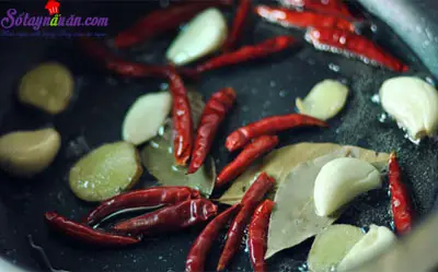 c&aacute;ch l&agrave;m m&oacute;n g&agrave; chi&ecirc;n gi&ograve;n ướp bia 6