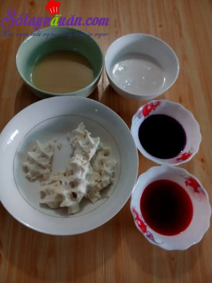 B&aacute;nh tằm khoai m&igrave;