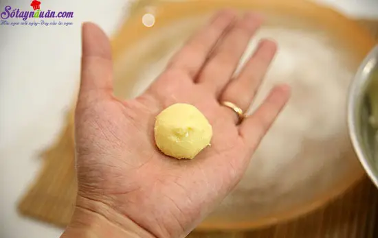 C&aacute;ch l&agrave;m kẹo sữa dẻo 4