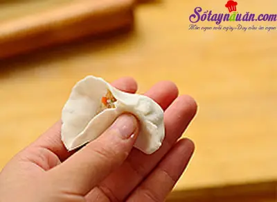 Hướng dẫn l&agrave;m h&aacute; cảo hấp ngon m&ecirc; ly ng&agrave;y lạnh 9