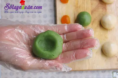 Mẹo nặn nh&acirc;n b&aacute;nh nướng đ&uacute;ng c&aacute;ch cho b&aacute;nh th&ecirc;m ngon 1