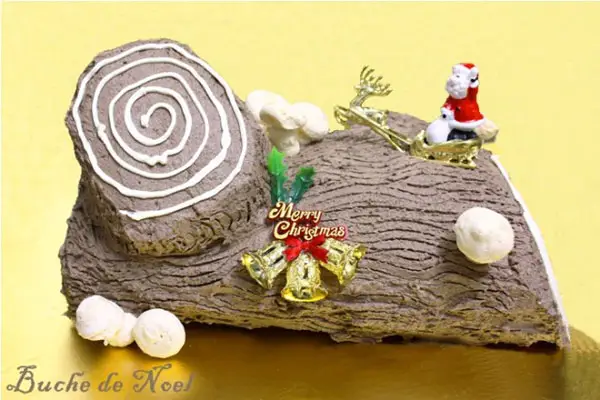 Bánh gốc cây đón Noel