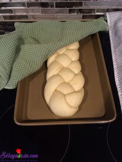 c&aacute;ch l&agrave;m b&aacute;nh m&igrave; hoa c&uacute;c 9