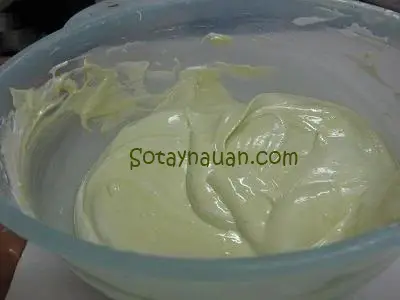 C&aacute;ch l&agrave;m b&aacute;nh mousse tr&agrave; xanh chanh 7