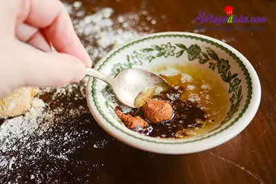 Hướng dẫn l&agrave;m b&aacute;nh scones hương quế gi&ograve;n tan thơm ngon 7