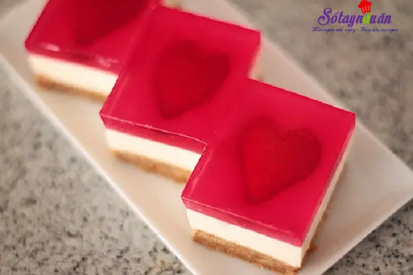 Cách làm cheesecake thạch trái tim tặng người thương