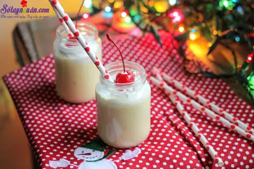 Cocktail trứng sữa cho Giáng sinh ấm áp