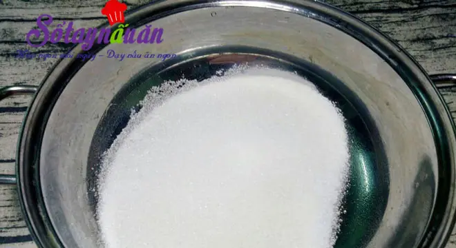 Học l&agrave;m thạch l&aacute; dứa sữa tươi thơm m&aacute;t cực đ&atilde; 2