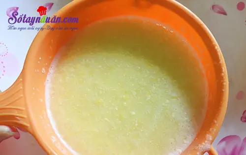 Hướng dẫn l&agrave;m sữa ng&ocirc; ấm n&oacute;ng ng&agrave;y gi&oacute; lạnh về 3