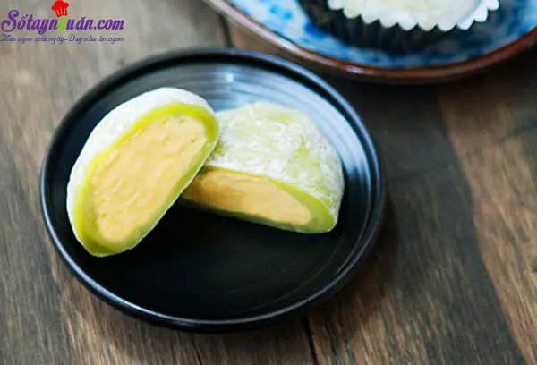 Tự tay làm mochi trà xanh nhân kem mát lạnh: Ngỡ khó mà dễ!