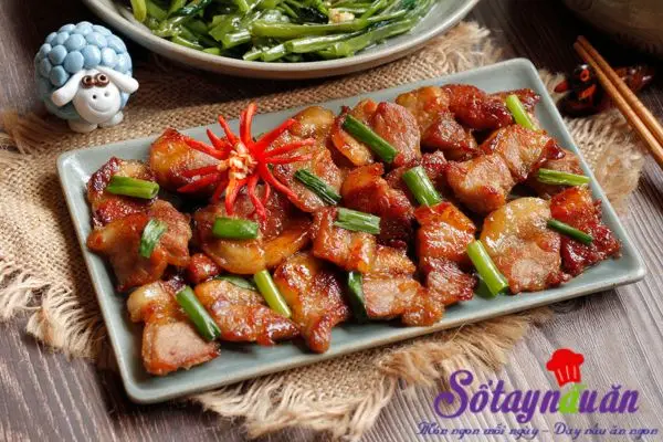 Cách làm thịt rang cháy cạnh – Thịt ba chỉ rang cháy cạnh kiểu Bắc