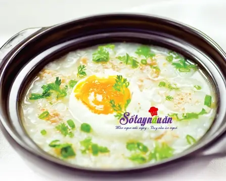 Cháo thịt băm trứng giải cảm