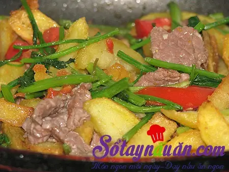 B&ograve; x&agrave;o khoai t&acirc;y chi&ecirc;n mới lạ