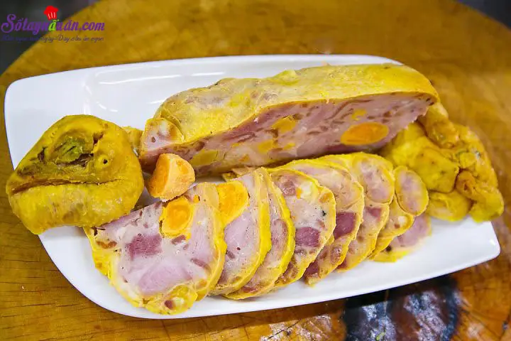 C&aacute;ch l&agrave;m g&agrave; r&uacute;t xương nhồi jambon 6