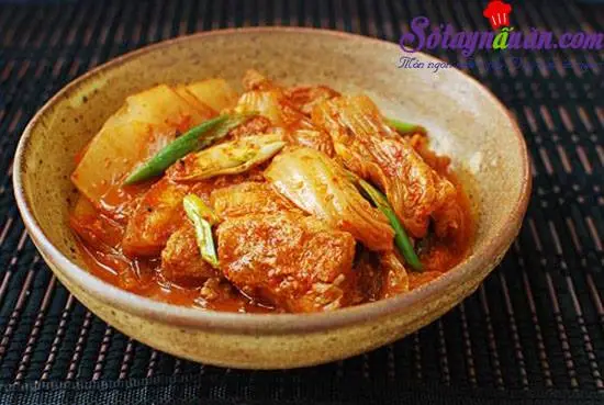 kim-cho-kho-thit