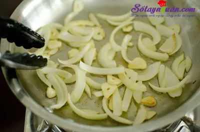 C&ocirc;ng thức cho m&oacute;n spaghetti kim chi dai ngon từng sợi 4