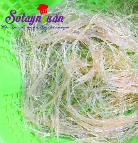 nguy&ecirc;n liệu miến x&agrave;o hải sản 3