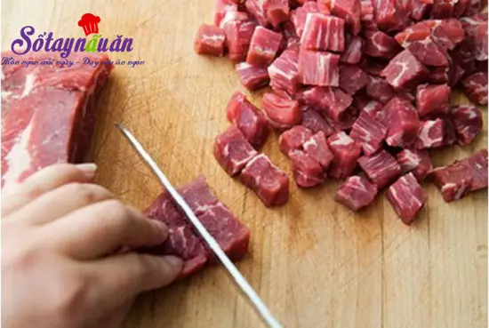 Hướng dẫn l&agrave;m b&ograve; hầm si&ecirc;u ngon kh&ocirc;ng thể ch&ecirc;