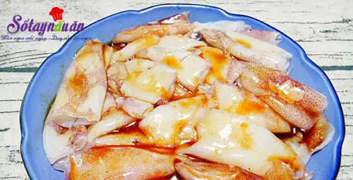 Hướng dẫn l&agrave;m mực x&agrave;o chua ngọt ngon kh&oacute; cưỡng 2
