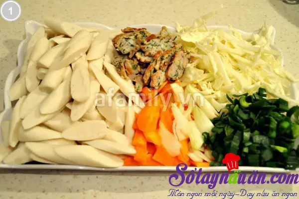 Tập l&agrave;m Tteobokki ngon như ngo&agrave;i h&agrave;ng 1