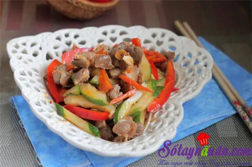 Hướng dẫn cách làm mè gà xào rau củ ngon ngọt