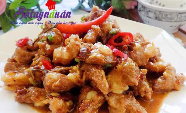 Hướng dẫn làm sụn heo rim cá mắm cực đưa cơm